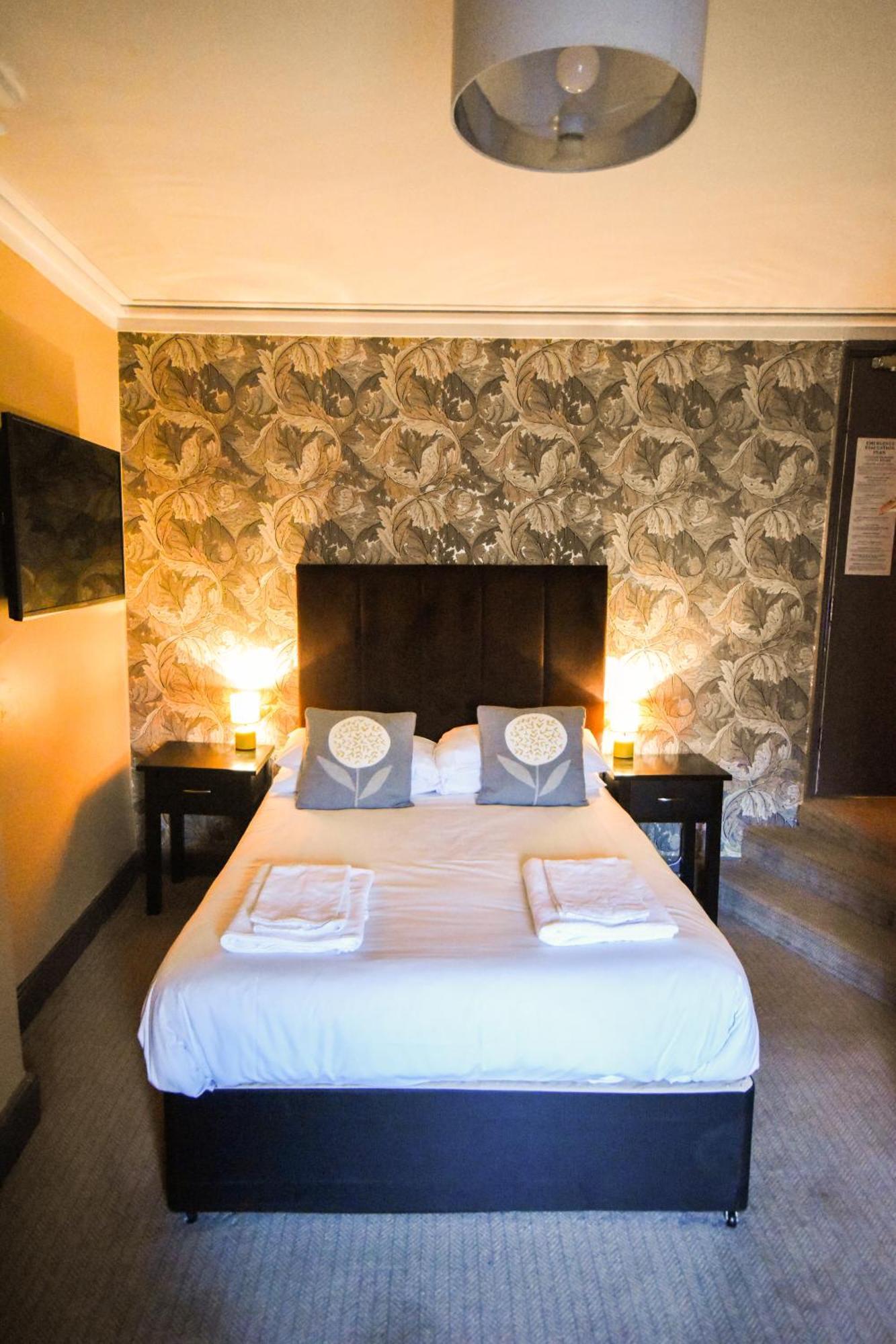 Red Lion Inn 호크셰드 외부 사진